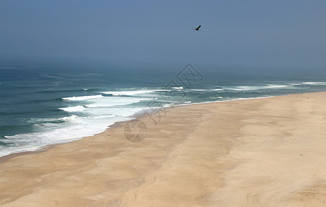 葡萄牙纳扎尔野生海滩图片