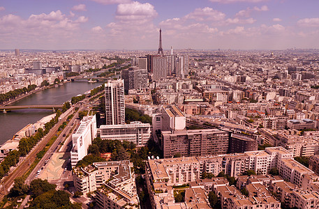 埃菲尔塔 位于巴黎的从上而下背景图片
