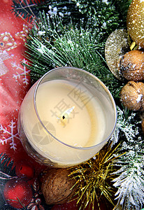 带有蜡烛的圣诞装饰礼物雪花星星庆典锥体亮片玩具桌子花环花圈图片