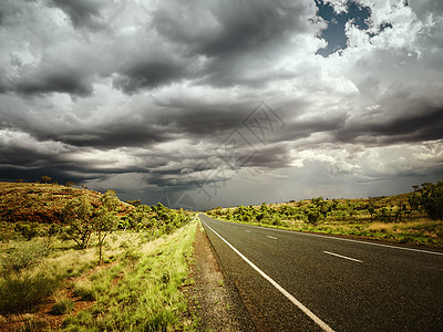 道路恶劣天气旅游风暴晴天地平线阴影太阳天空雷雨驾驶沙漠图片