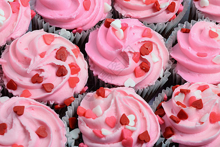 粉红杯饼接近小吃甜点生日派对装潢冰镇假期庆典蛋糕巧克力图片