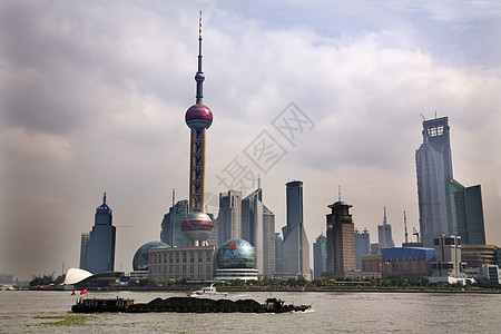 上海天线电视台塔日与船图片