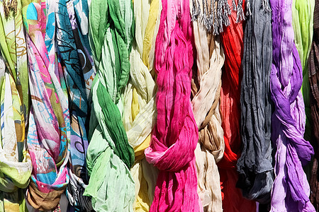 一套围巾紫色艺术跳蚤床单店铺蓝色棉布市场织物旅行图片
