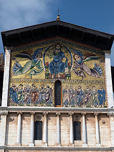 卢卡  圣弗雷德诺教堂旅行基督大教堂教会游客拱廊艺术绘画马赛克假期图片