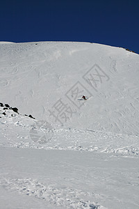 滑雪者 被雪覆盖的埃特纳火山  西西里岛踪迹娱乐环境避难所木板顶峰滑雪板天气假期脚印图片