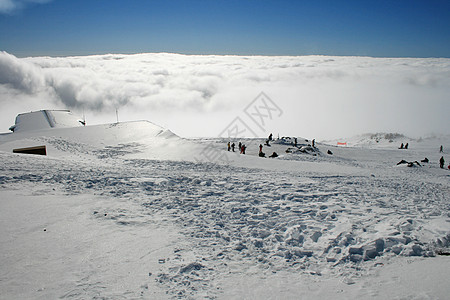 屋顶小屋  被雪覆盖的埃特纳木板天气假期滑雪板流动踪迹避难所火山气氛娱乐图片