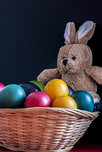 复活节 鸡蛋和兔子图片