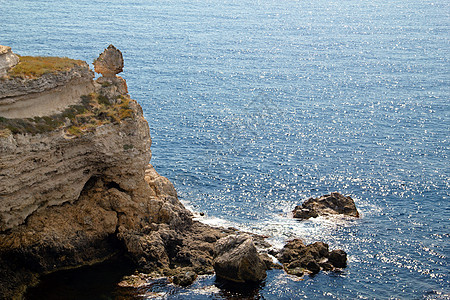 落岩悬崖 黑海海岸海洋边缘岩石海滩石头支撑灯塔旅行地平线编队图片