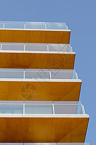 现代建筑住房房子公寓蓝色天空玻璃建造地面窗户财产图片