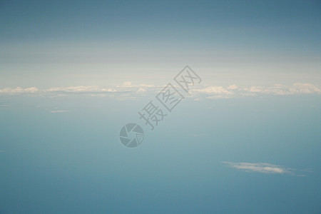 祝你旅途愉快飞机假期天线蓝色空气背景蓝天全景地平线背景图片