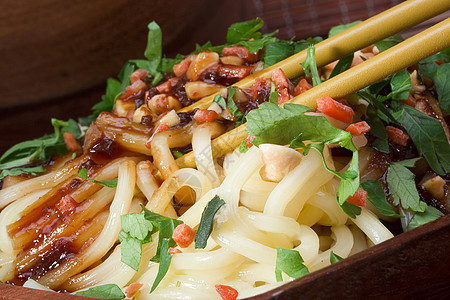 亚洲面条用具餐具工具宏观筷子味道烹饪闽南话美食盘子图片