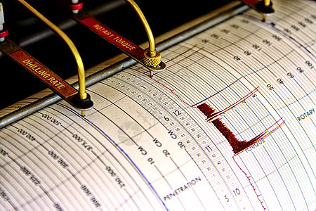 钻探地震仪图片