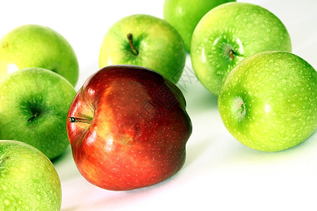 红苹果和绿苹果饮食食物宏观季节水果果汁花园小吃叶子图片