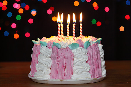 生日蜡烛甜点烧伤庆典假期念日粉色食物乐趣蛋糕火焰图片