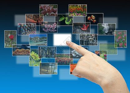 手在多个按钮的流动触摸屏挡风玻璃互联网监视器手指展示商业播送屏幕技术图片