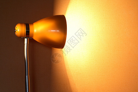 靠近墙壁的灯罩灯泡对象电灯光源设备照明光束力量活力灯光图片