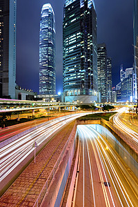 夜间与城市交接蓝色地球景观场景辉光旅行驾驶市中心运动街道图片