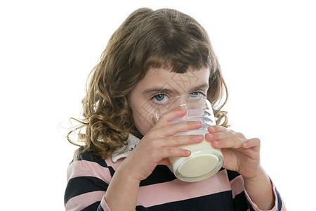 黑褐色的小女孩 喝杯牛奶美丽维生素孩子童年早餐奶制品饮料营养蓝色饮食图片