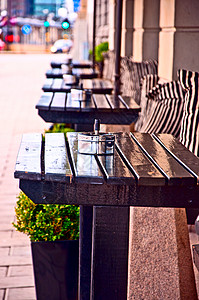 户外咖啡厅场景烟灰缸咖啡店座位椅子石头餐厅植物桌子咖啡图片