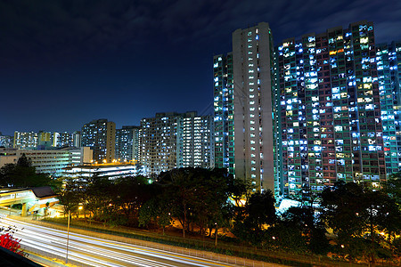 夜间在市中心交通建筑地球场景驾驶辉光公共汽车城市线条运动蓝色图片