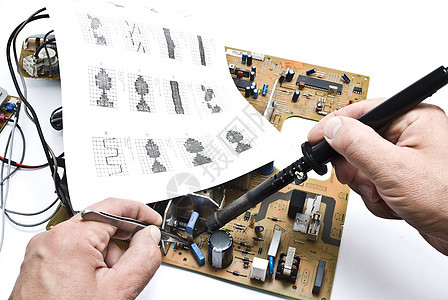 维修电路板焊接电容器处理器电脑技术技术员研究男人晶体管电气图片