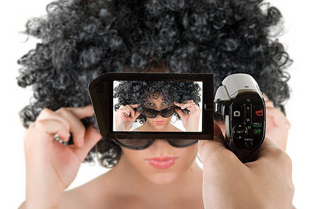 带太阳眼镜的狐狸女人照片化妆品女孩展示记录屏幕太阳镜工具发型嘴唇图片