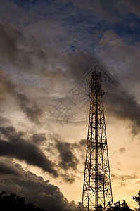 通讯塔和天空电话卫星网络数据技术渠道收音机通信信号工程图片