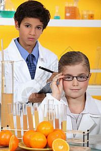 儿童对橙汁的分析图片