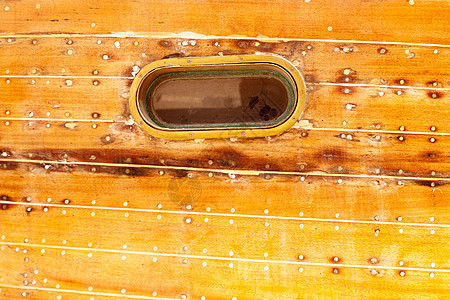 木质船体的门洞窗户木头黄铜海洋嵌缝巡航码头血管铆钉治疗图片