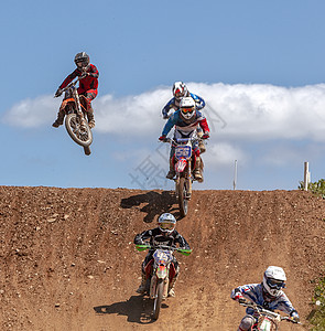 2012年  红牛支持民族  组织自行车跳跃空气国民速度灰尘摩托车越野技巧运动图片