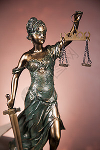 Temida 法律司法法官律师手势雕像雕塑女性平衡眼罩天空命令图片