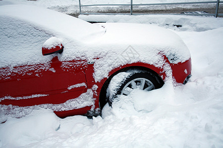 车内满是雪雪天气车辆汽车车轮温度安全降雪森林冻结暴风雪图片