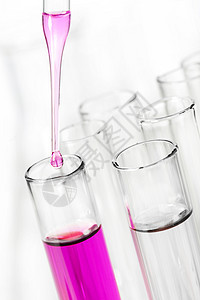 液态液体 从管线滴入测试管管子吸管生物学解决方案药品化学药物实验化学品科学图片
