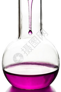液态液体 从烟管滴入孤立的酒瓶实验室制药测试药店试剂生物科学技术器皿取证图片