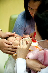 儿童医生舌头疾病孩子降压药治疗师生活女性职业卫生诊所图片