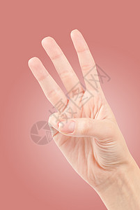 女性数到三的手 在白色上隔绝皮肤警告展示数数数字手腕女士指甲拇指手势图片