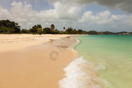 阳光热带热带加勒比海滩 蓝云天空图片