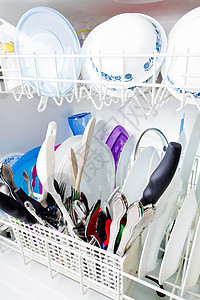 没有什么比干净的盘子更干净菜肴清洁工工作垫圈洗碗机家务洗涤剂打扫餐具白色图片