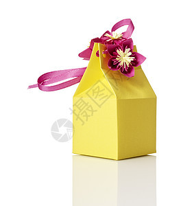 礼品盒黄色周年礼物盒零售纪念品礼物立方体惊喜生日礼物包装纸图片