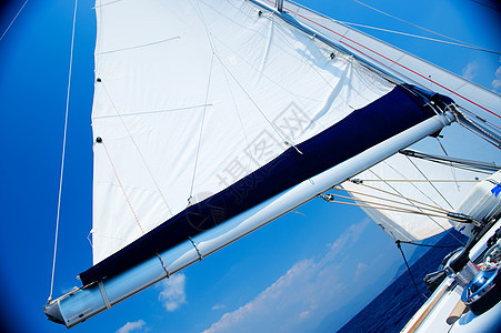 旅行 Luxury游艇 航行假期海景帆船蓝色海洋地平线太阳奢华海浪运动图片