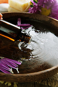 Aroma疗法 Essence油 斯帕治疗沙龙花瓣中心香味飞溅身体洗澡药品化妆品水疗图片