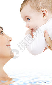 婴儿和母亲生活孩子男生新生女士母性童年拥抱父母卫生图片