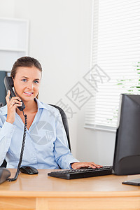 办公室工作人员打通电话女士商业商务全世界键盘衣领工人秘书员工技术图片