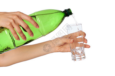 玻璃中的水塑料水晶绿色瓶子酒精性手臂女性气泡液体女士图片