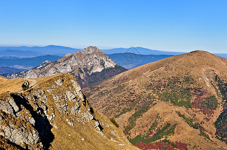 斯洛伐克山丘在马拉法特拉(Mala Fatra)漫步图片