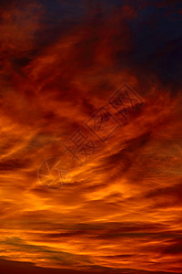 天空橙子风暴黑暗阴影气氛戏剧性日落空气厄运辉光图片