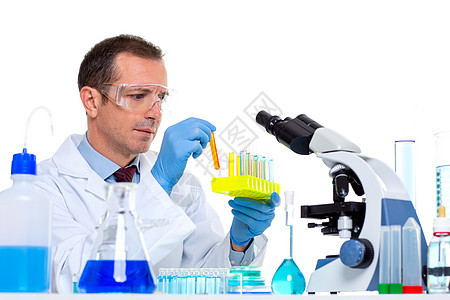 在实验室使用测试管的实验室工作的实验室科学家临床诊所实验技术烧瓶显微镜制药科学化学测试图片