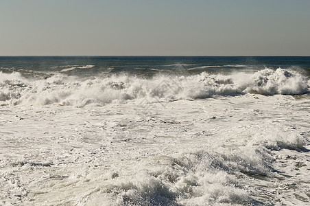 粗海运动海浪海景潮汐漩涡风景滚动泡沫天气大风高清图片
