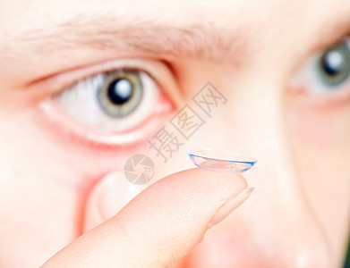 接触透视镜光学健康验光师矫正验光镜片眼球医疗手指女士图片
