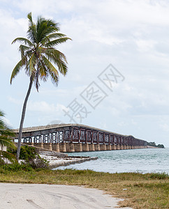 佛罗里达州基斯铁路桥和遗产通道天空热带假期海洋渠道路线海岸蓝色海景钥匙图片